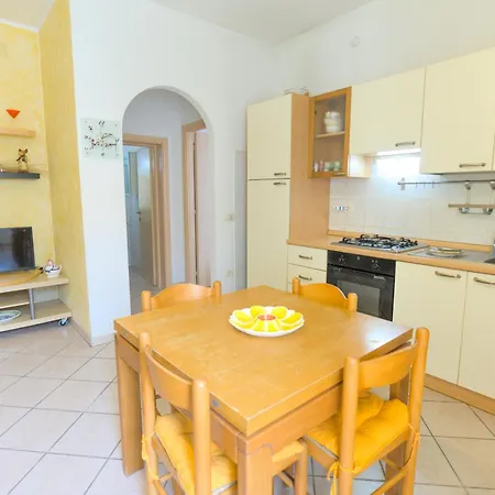 Vacanze Roberta Apartament